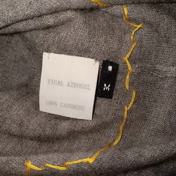Yigal Azrouel 100% CASHMERE cardigan. Size Medium. Gray.